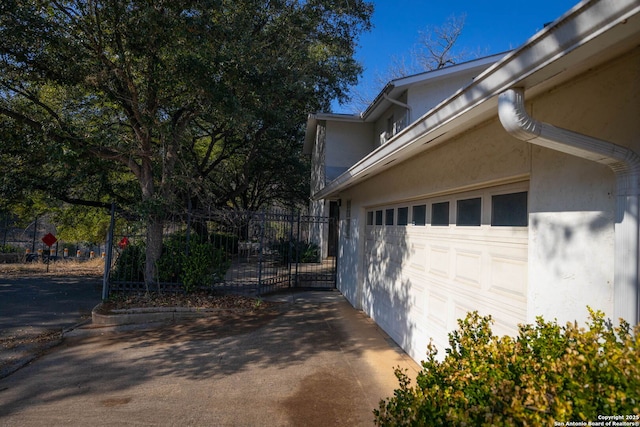 view of home's exterior