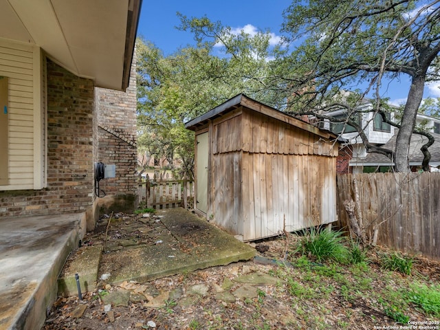 view of outbuilding