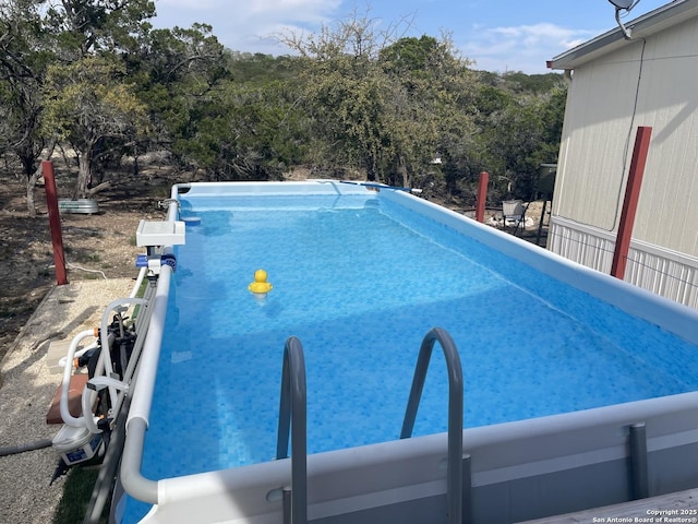 view of swimming pool