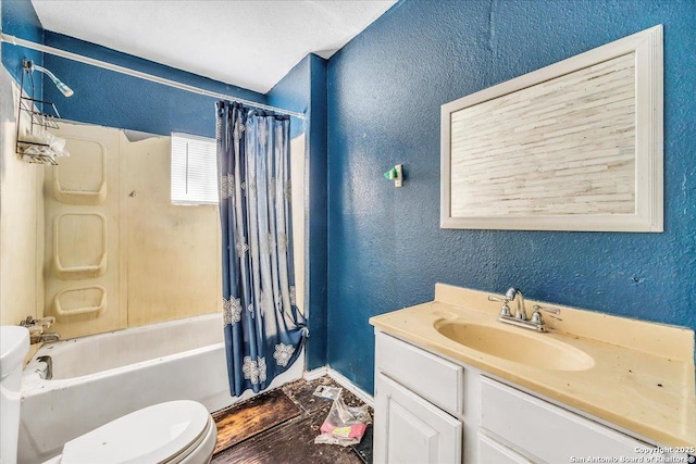 full bathroom featuring vanity, toilet, and shower / bath combo