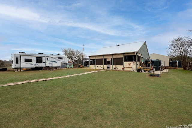 view of front of house with a front lawn