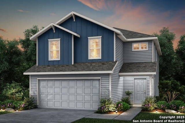 view of front facade with a garage