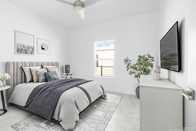 bedroom with ceiling fan