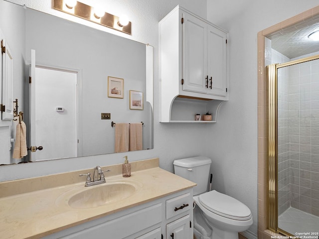 1048 Parkview Dr, Canyon Lake, TX 78133 - bathroom with vanity, toilet, and walk in shower