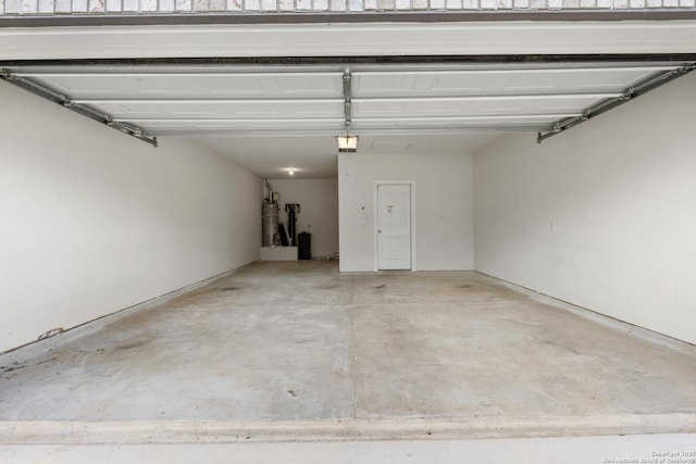 garage featuring gas water heater