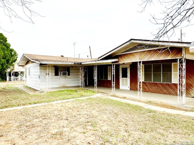 view of front of home