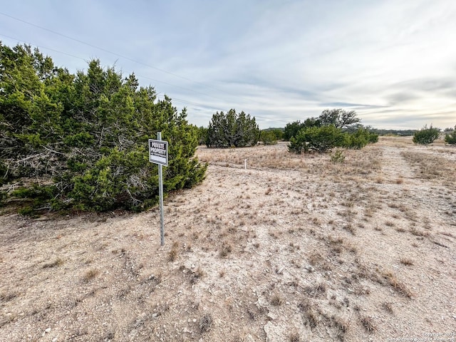 Listing photo 3 for 359 Bear Springs Trl, Pipe Creek TX 78063