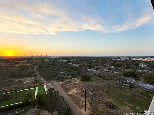 view of aerial view at dusk