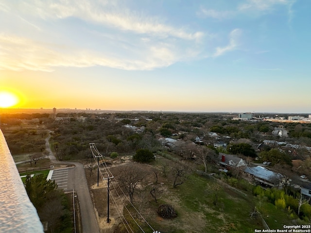 view of aerial view at dusk