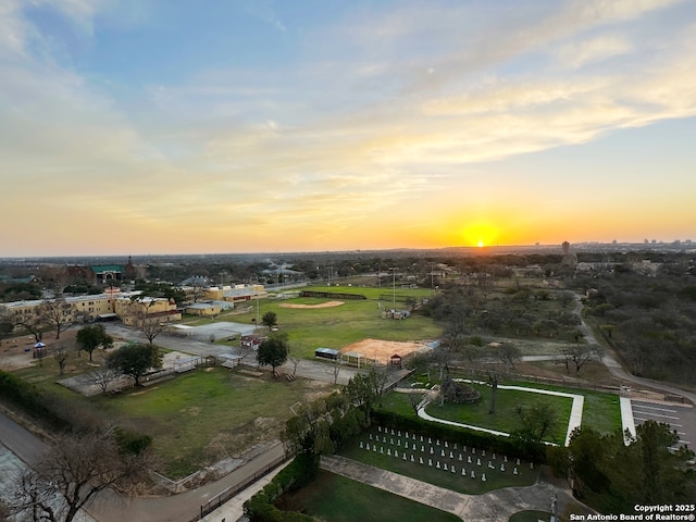 view of aerial view at dusk