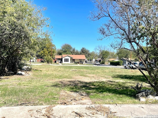 Listing photo 3 for 801 Albert St, San Antonio TX 78207