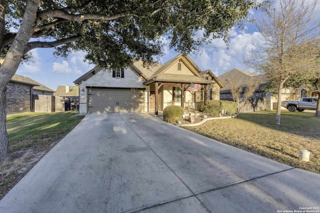 view of front of home featuring a porch and a front lawn