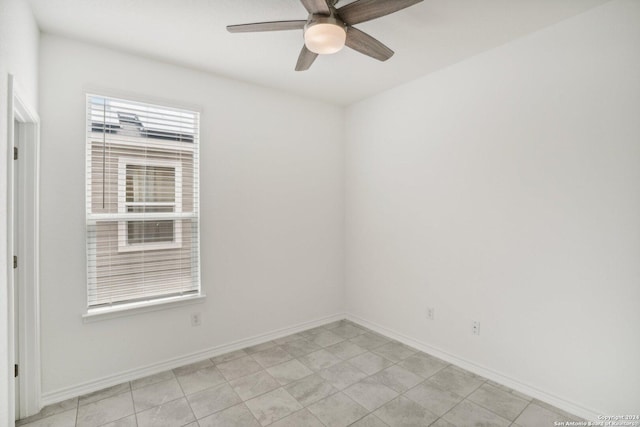 unfurnished room featuring ceiling fan