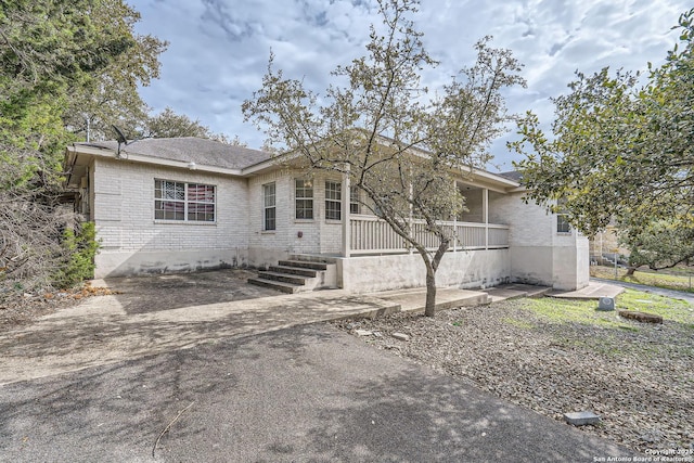 view of front of home