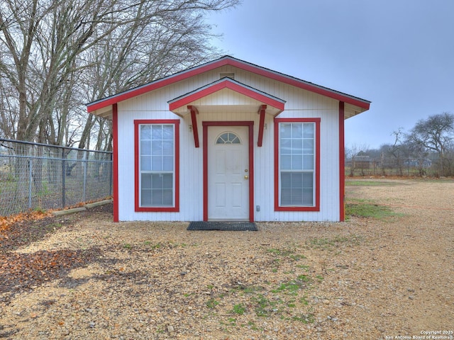 view of outdoor structure