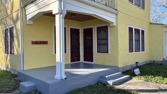 view of property entrance