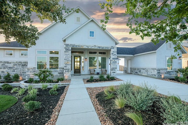 view of front of property featuring a porch