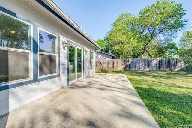 5023 Stockman Dr, San Antonio, TX 78247 - view of patio featuring fence