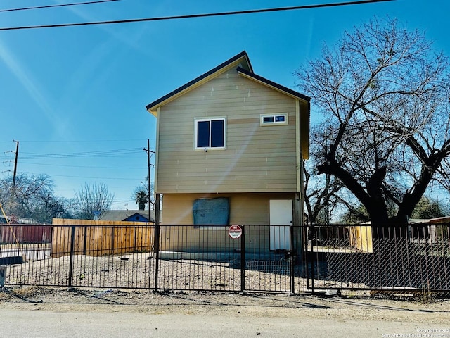 view of front of house