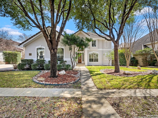 view of front of property with a front yard