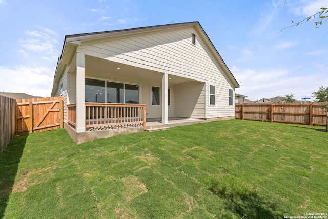 125 Connor Crk, San Antonio, TX 78253 - rear view of house featuring a patio area and a gate