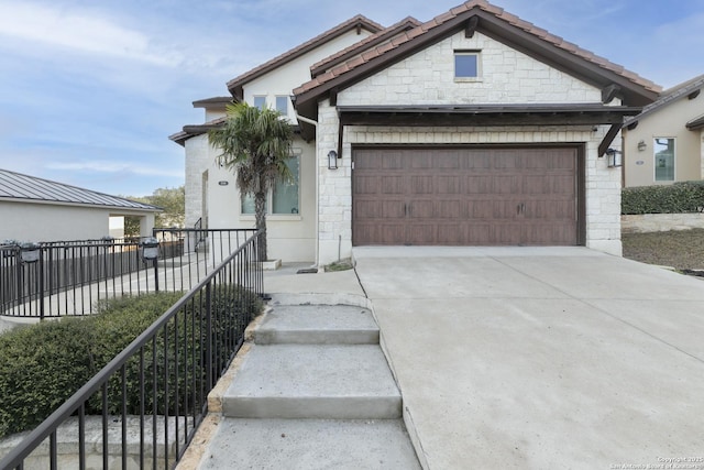 view of front of house featuring a garage