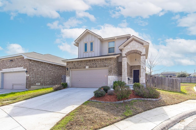 view of front property featuring a garage