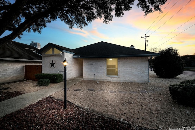 view of front of property