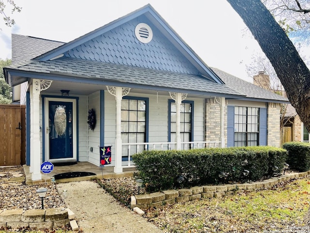 view of front facade featuring covered porch