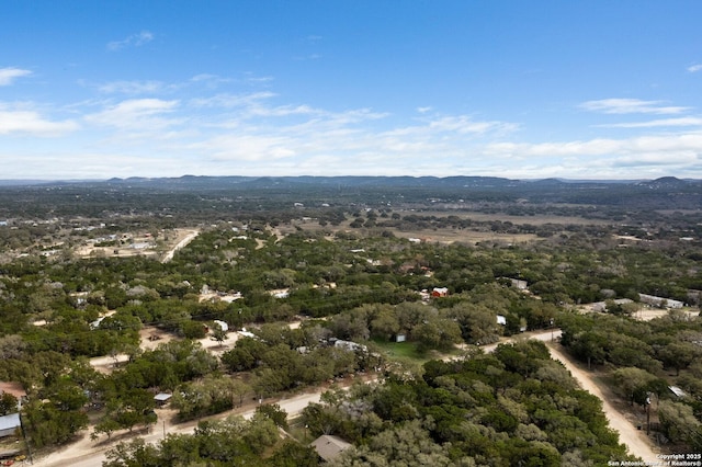 Listing photo 2 for 7513 Whartons Dock Rd, Bandera TX 78003