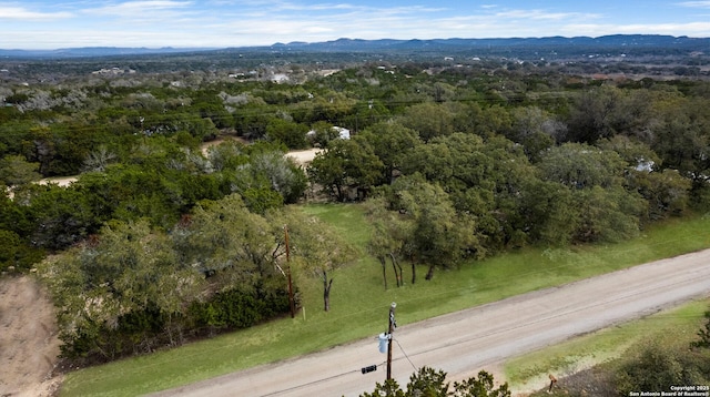 Listing photo 3 for 7513 Whartons Dock Rd, Bandera TX 78003