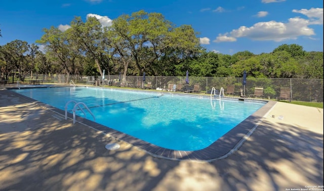142 Granite Rd, Spring Branch, TX 78070 - community pool with view of wooded area
