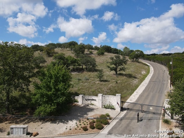 Listing photo 2 for 296 Kamira Dr, Kerrville TX 78028