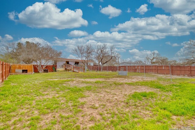 225 County Road 3821, San Antonio, TX 78253 - view of yard featuring fence