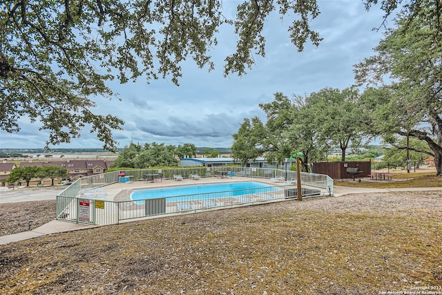 pool with fence