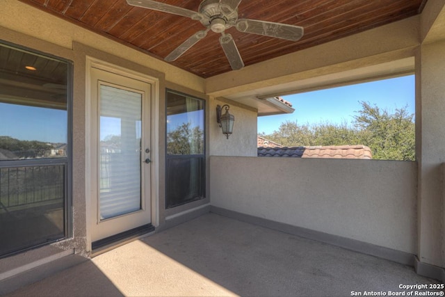 view of patio with ceiling fan