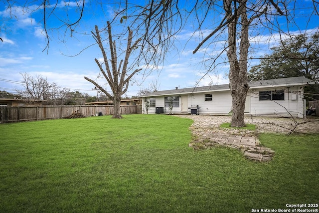 view of yard featuring fence