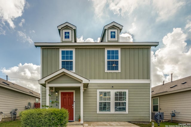 view of front facade featuring board and batten siding