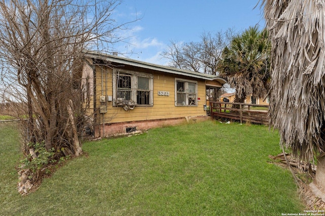 exterior space featuring a yard