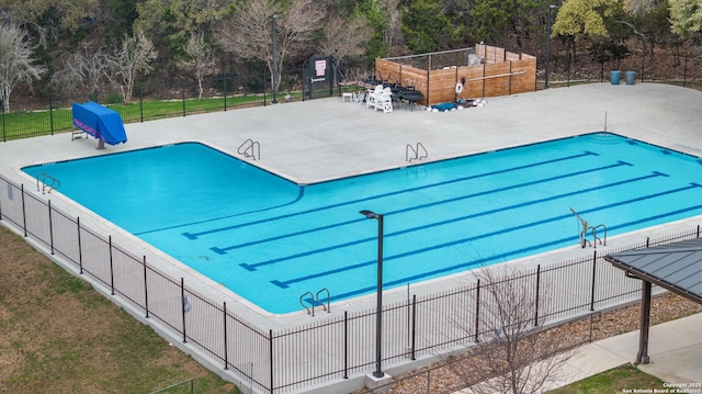 pool with fence