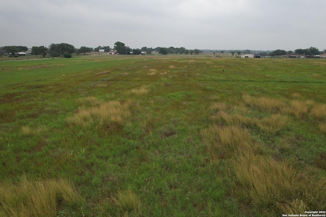 Listing photo 2 for 1387 County Road 664, Devine TX 78016