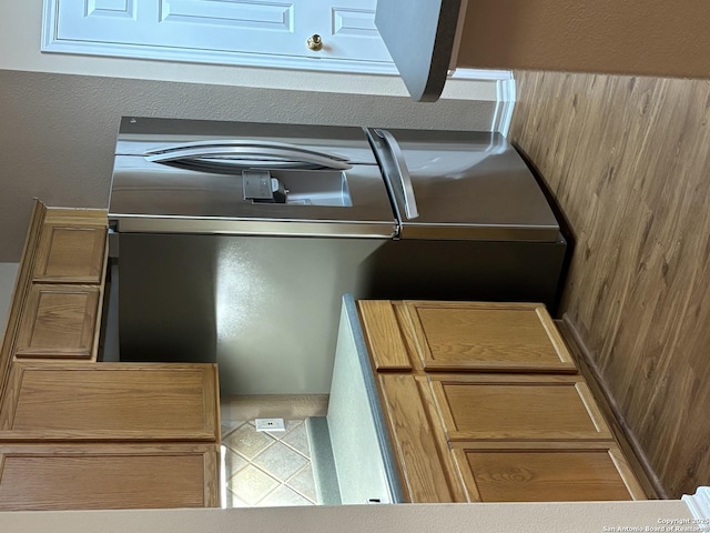 kitchen with a textured wall