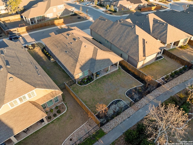 birds eye view of property featuring a residential view