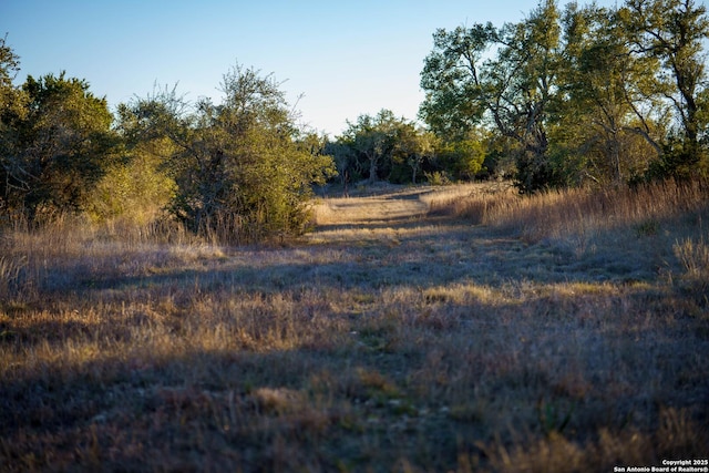 Listing photo 3 for 525 Outlook Dr, Wimberley TX 78676