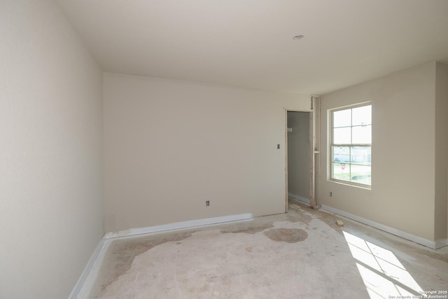 1522 Silver Run, New Braunfels, TX 78130 - empty room featuring baseboards