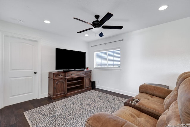 living room with ceiling fan, dark wood-style flooring, baseboards, and recessed lighting