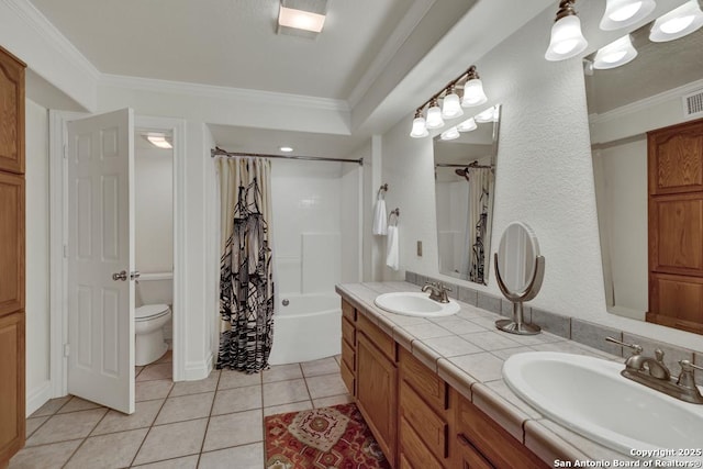 full bath featuring a sink and crown molding