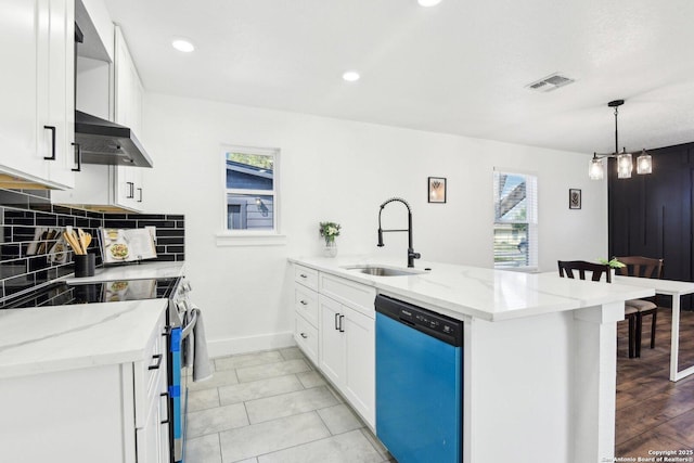 kitchen featuring dishwashing machine, a peninsula, a sink, stainless steel electric range, and range hood