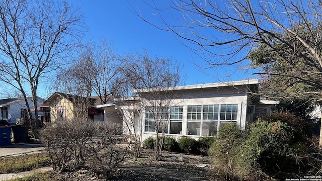 view of front of home featuring stucco siding