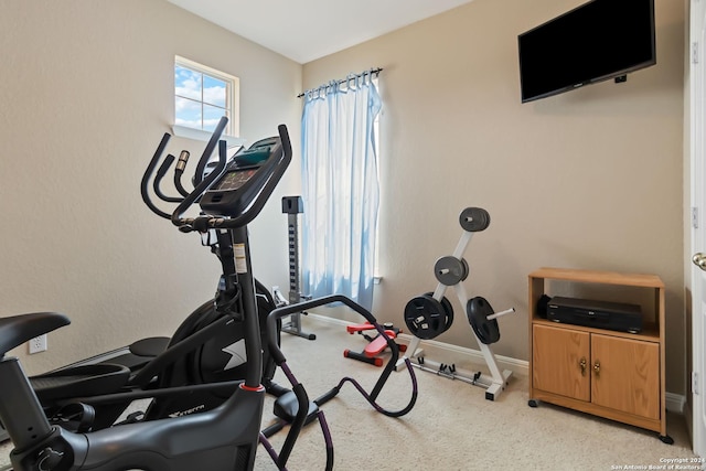 846 County Road 2763, Mico, TX 78056 - workout room featuring baseboards